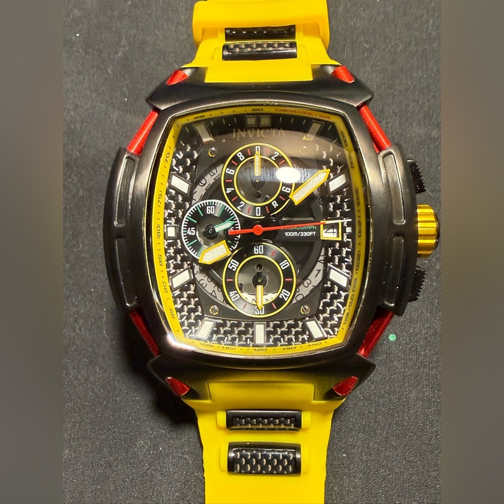 Invicta Mens Watch
S1 Rally Diablo
Model 38509